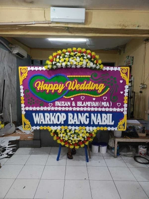 Papan Bunga di Cigemlong