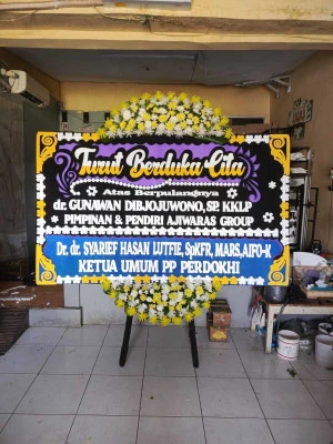 Papan Bunga di Cigemlong